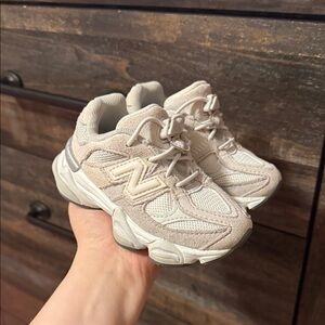 New Balance Athletic Youth Cream Mesh Trainers